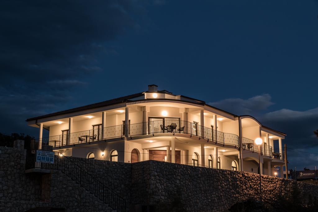 Hotel Pansion Preza Selce Exterior foto